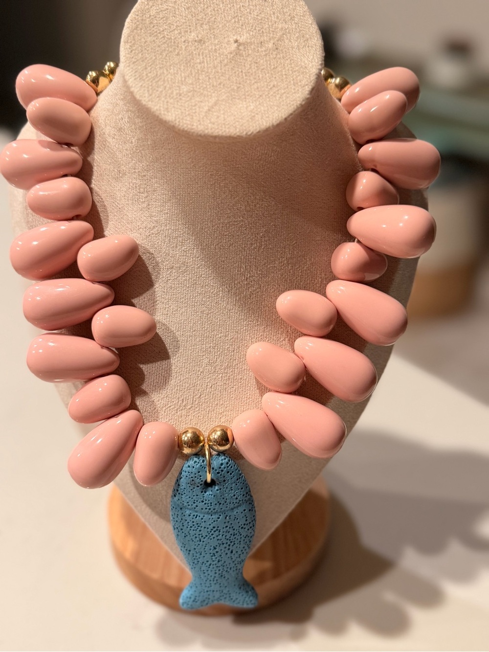 Handmade Pink Statement Necklace with Blue Fish Pendant & Gold Accents. NWOT - Picture 5 of 7
